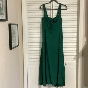 Elegant Green Sleeveless Dress